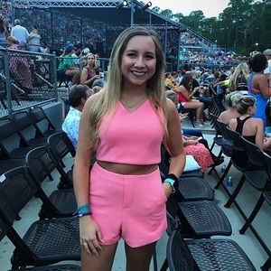 Meet your Posher, Kaylee